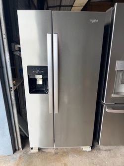 Whirlpool refrigerator 33 "width Stainless Steel