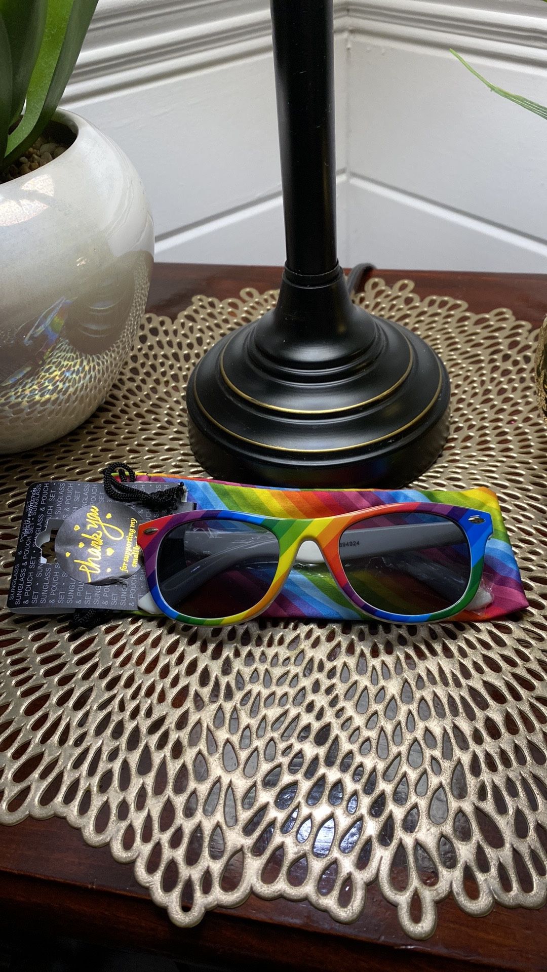 🌅 💜💛💚Sunglass and Pouch Set 🕶️ 💜💛💚