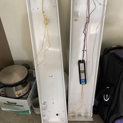 Free Florescent Light Box   