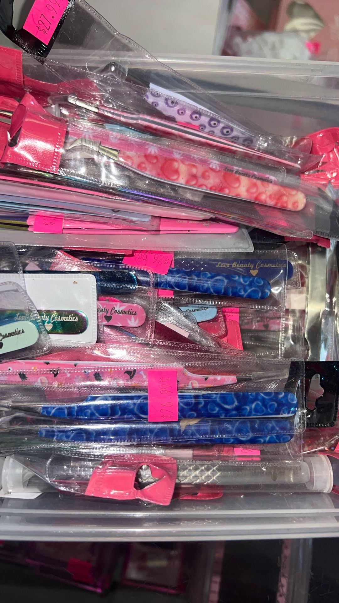 lash tweezers