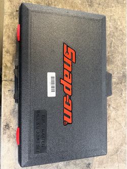 Snap on master ball joint kit