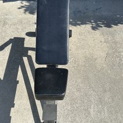 Adjustable Weight Bench