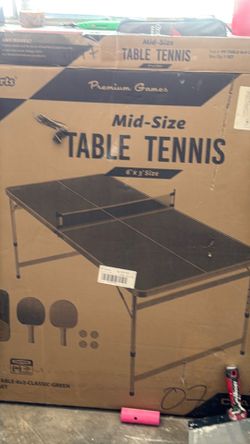 Tennis table