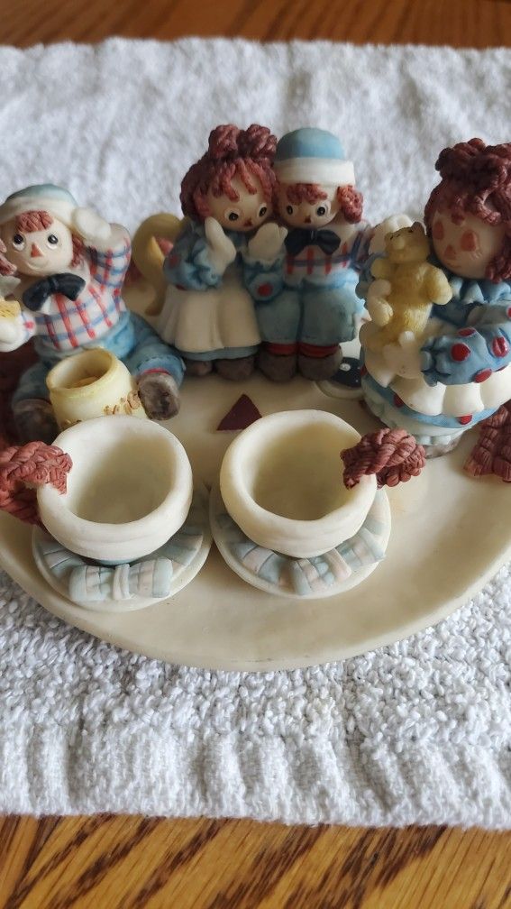 Raggedy Ann and Andy Minature Tea Set