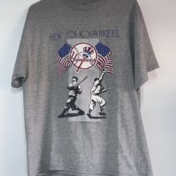 2004 New York Yankees Tee