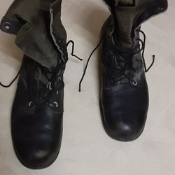 Military Boots Size 9