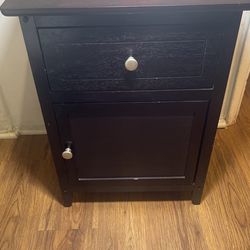 Used Winsome Eugene Accent Table, 18.9 inches, Espresso 400+ bought in past month