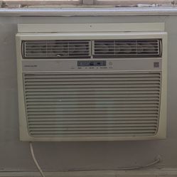 Air Conditioner 15,000 Btu