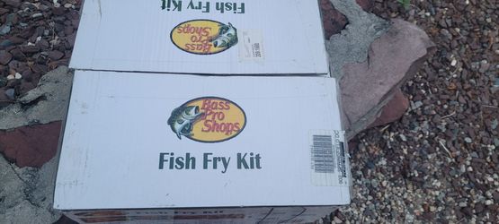 Brand New Bass Pro Shops Fish Fry Kit - 10.5 Qt. Aluminum Pot & Burner