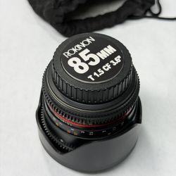 Rokinon 85mm T1.5 EF full Frame