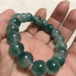 Green jade bracelet