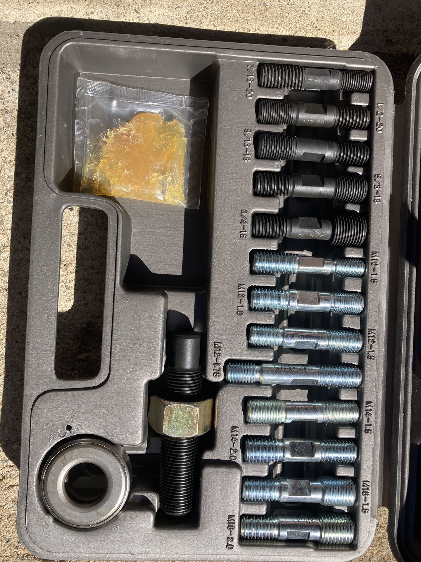 MAC Tools TP330 Master Harmonic Balancer Installer Kit – Complete Set