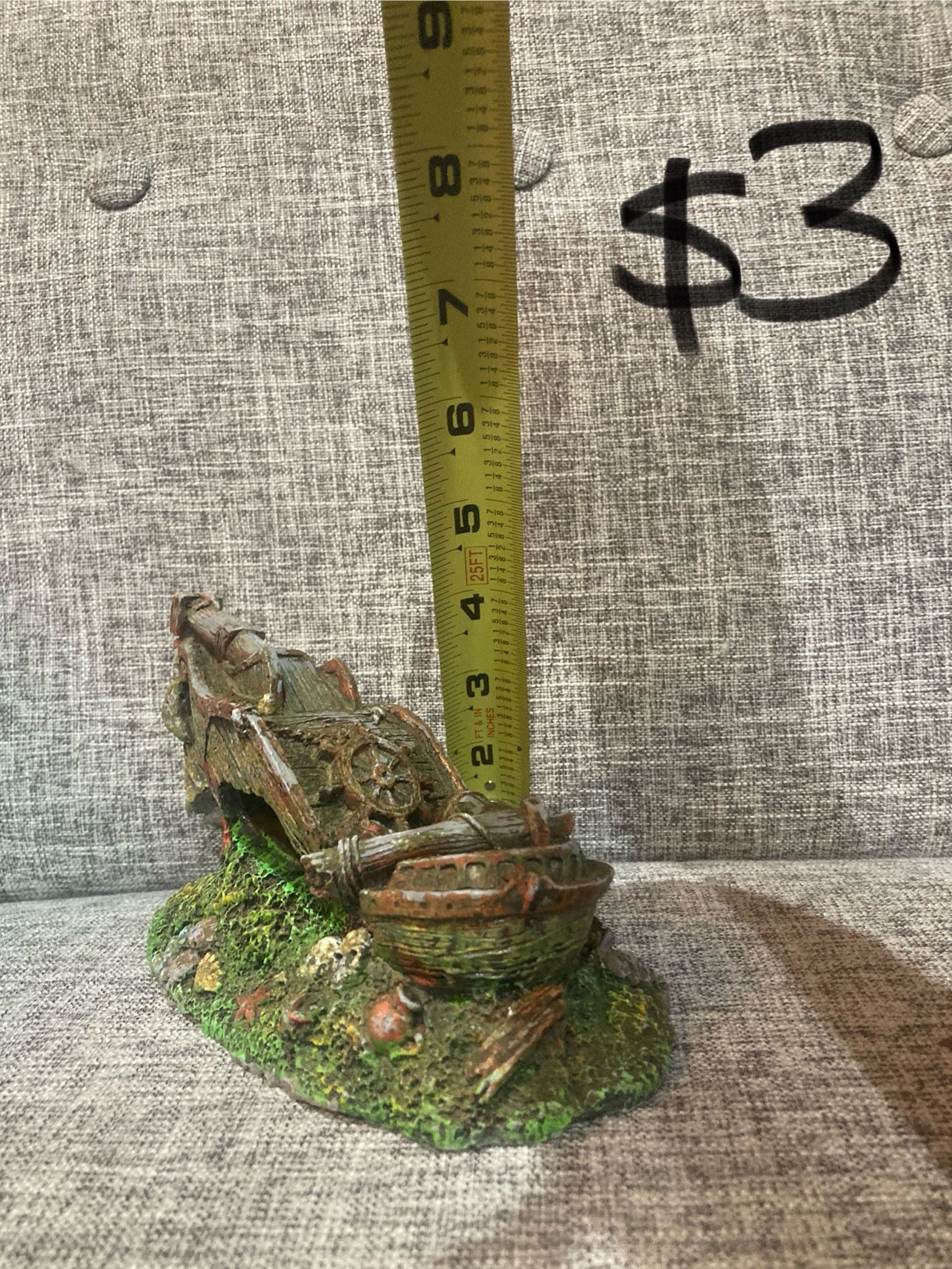 🟢AVAILABLE 🟢 Fish Tank Decoration 