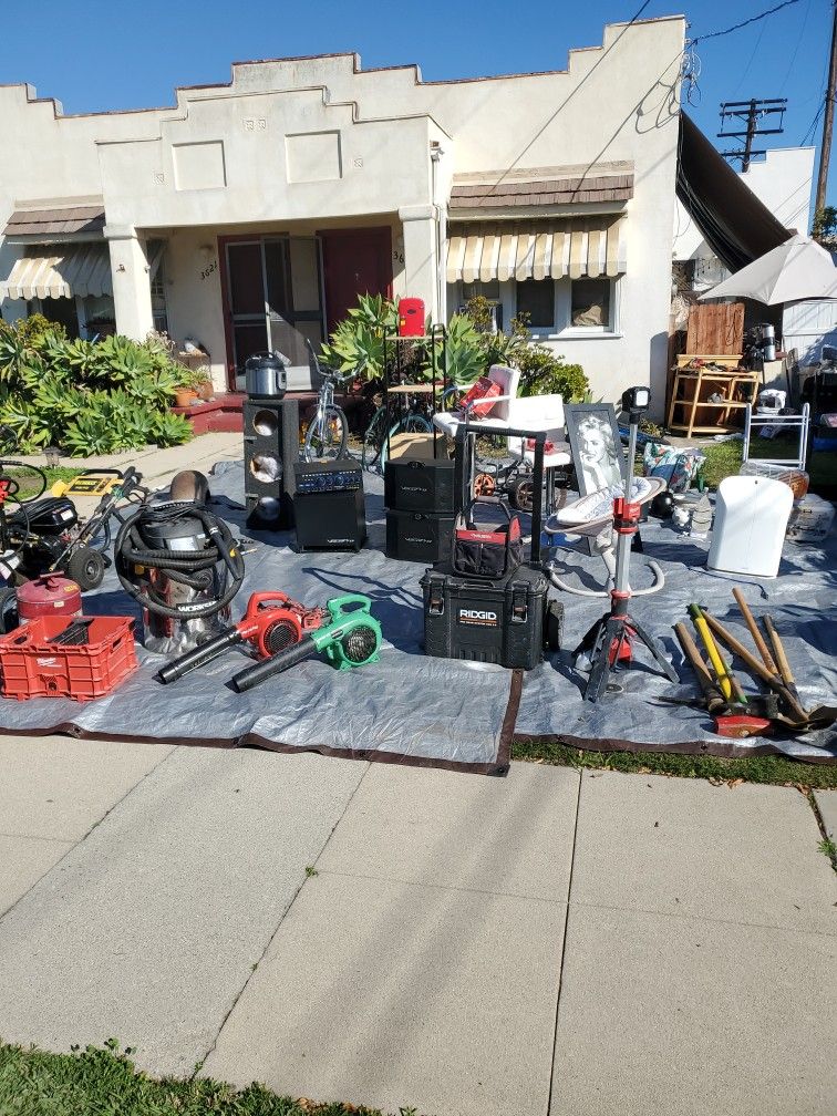 Yard Sale today!! 3619 Seneca Ave. 90039