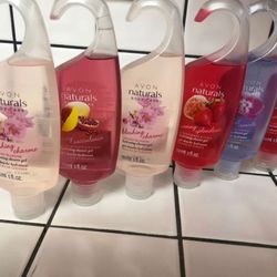 Avon Naturals Body Care Set Of 6