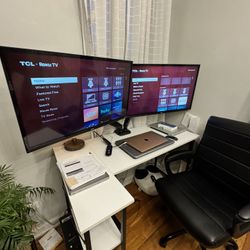 Set Of 2, 32in  Roku Tv Monitors Plus Table And Chair