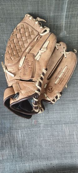 Mizuno MVP Baseball Glove