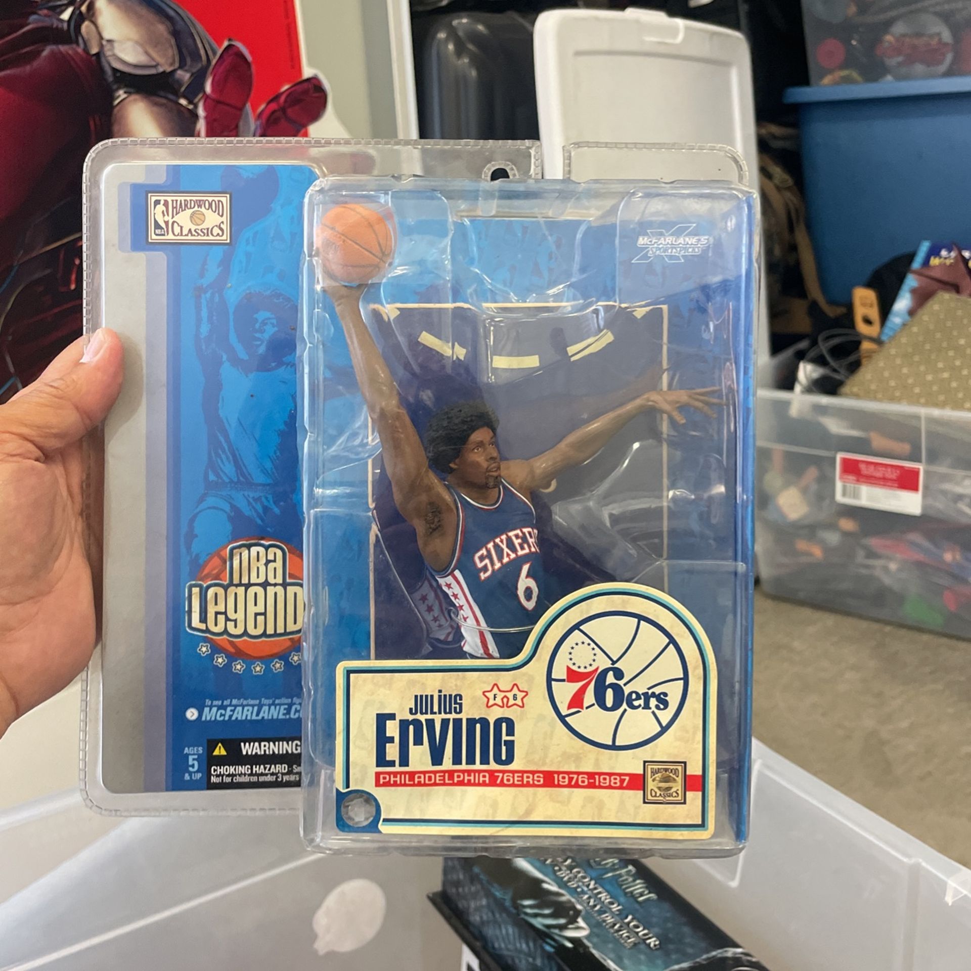 【超希少】mcfarlane NBA JULIUS ERVING Amazon.com: Julius Erving #6 Blue Jersey Philadelphia 76'ers