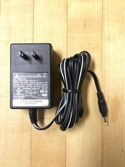 AC Adapter for Compaq and HP iPaq PDAs