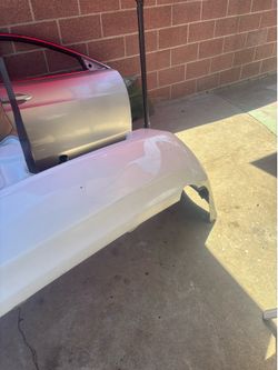 REAR BUMPER COVER 2007-2011 TOYOTA CAMRY (WHITE COLOR) USED.