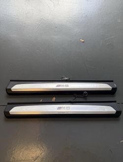 OEM BMW F91 F92 F93 M8 Front Left Right Door Sill Plate Molding Trim PAIR