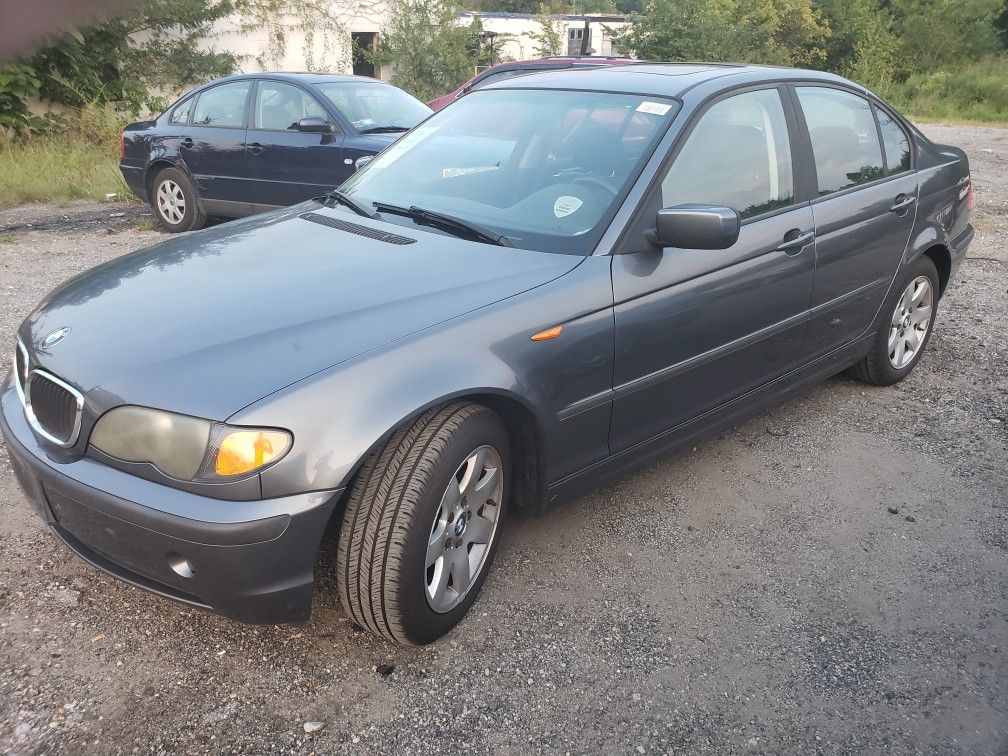 2002 BMW 323i 130k Miles Very Reliable