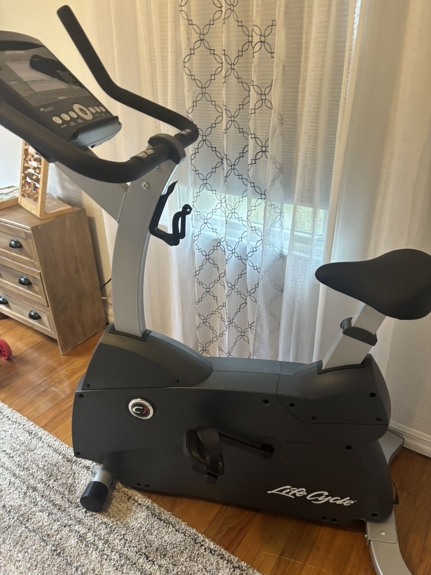 Life Fitness Exercise Bike