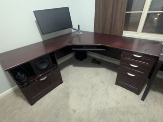 Large computer desk Magellan