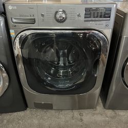 🔥 LG Jumbo Capacity Washer – Square Door 🔥