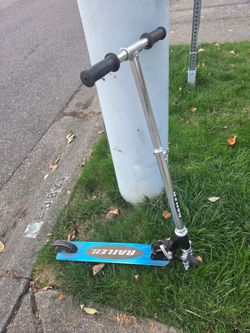 Kids Scooter Railer with Front Shots, 4-12 Years, Good Condition