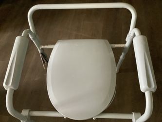 Drive Foldable  Commode