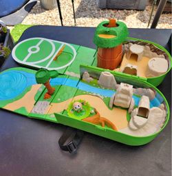Pokemon Portable Playset with Treehouse and Water Feature