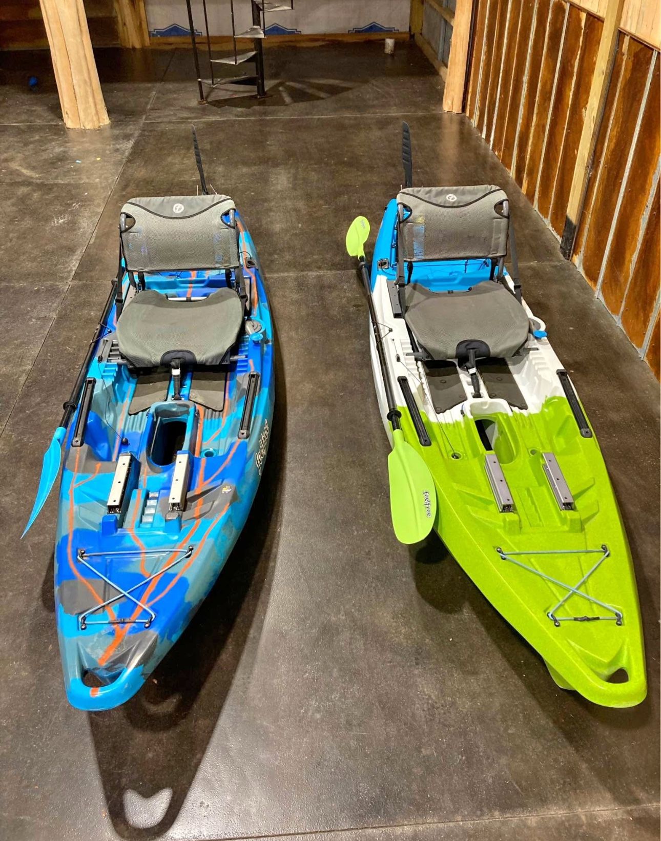 2 Like New Pedal Feelfree-Flash-Kayaks