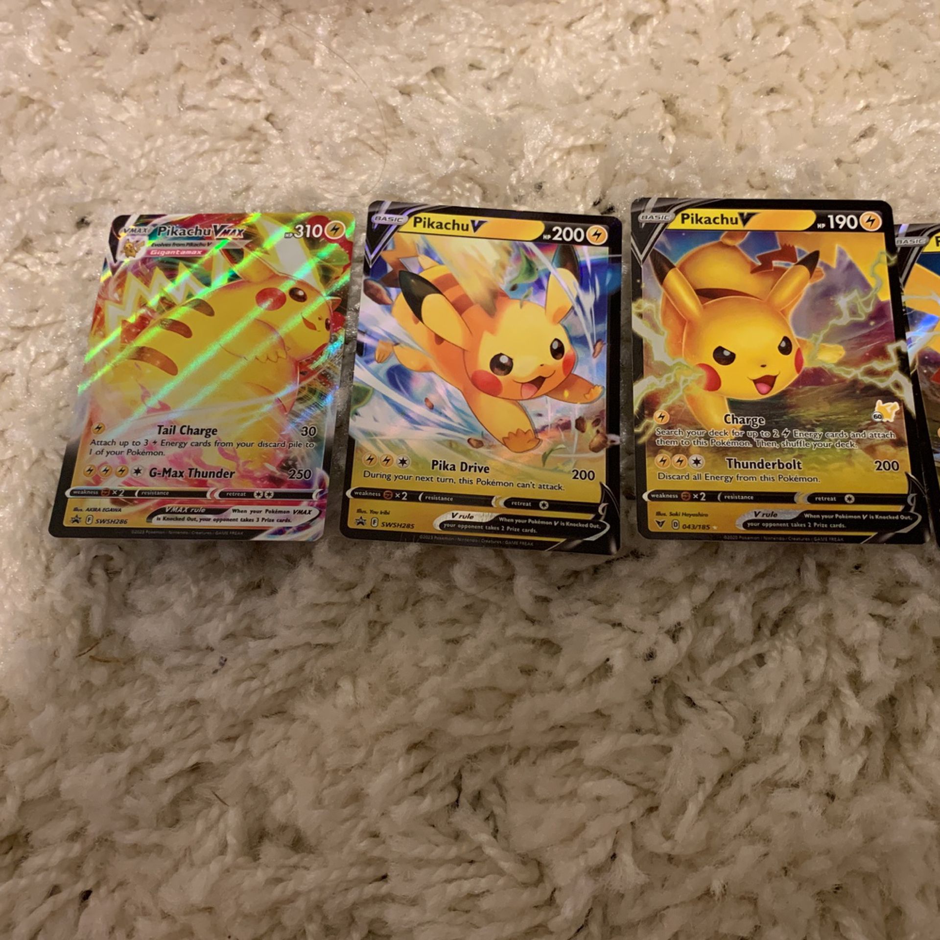 10 Pokémon Cards