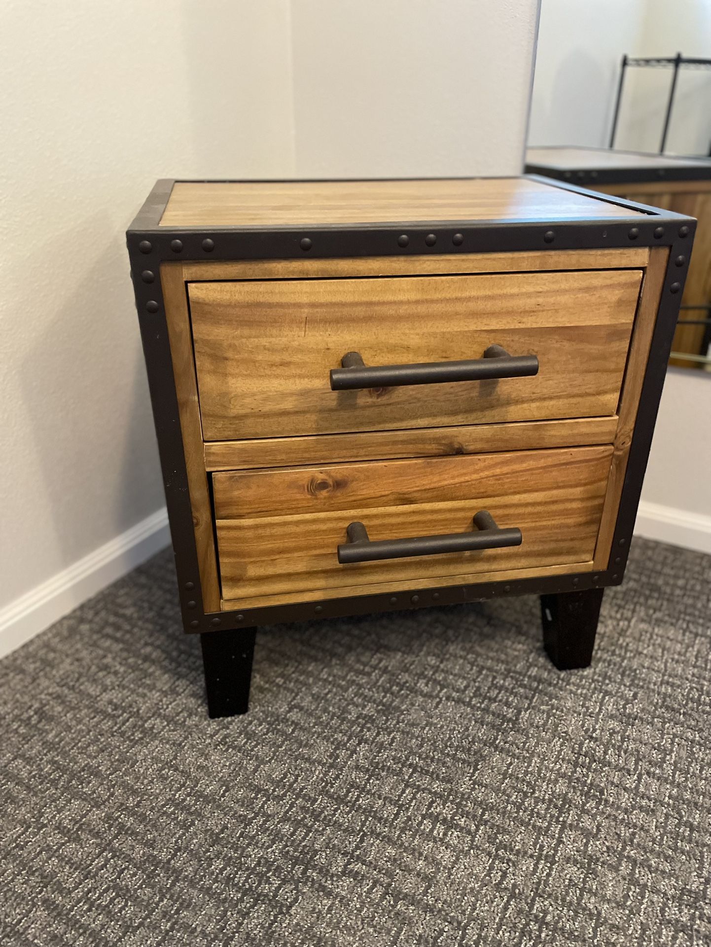 End Table / Night Stand 