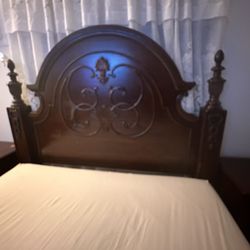 Solid Wood Bedroom Set