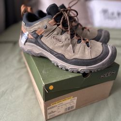 Men’s Keen Targhee IV Waterproof Hiking Shoes