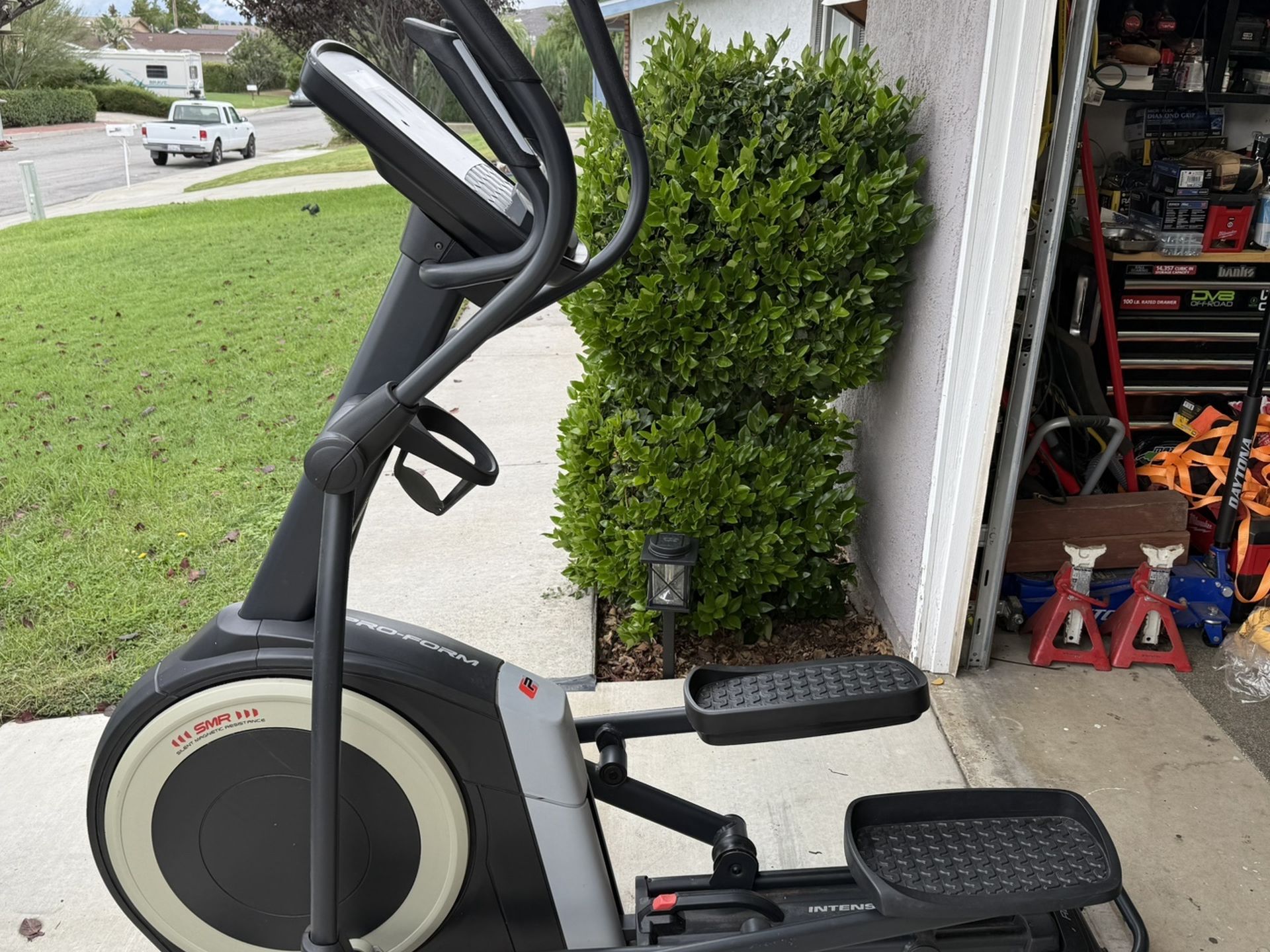 Pro Form Elliptical 