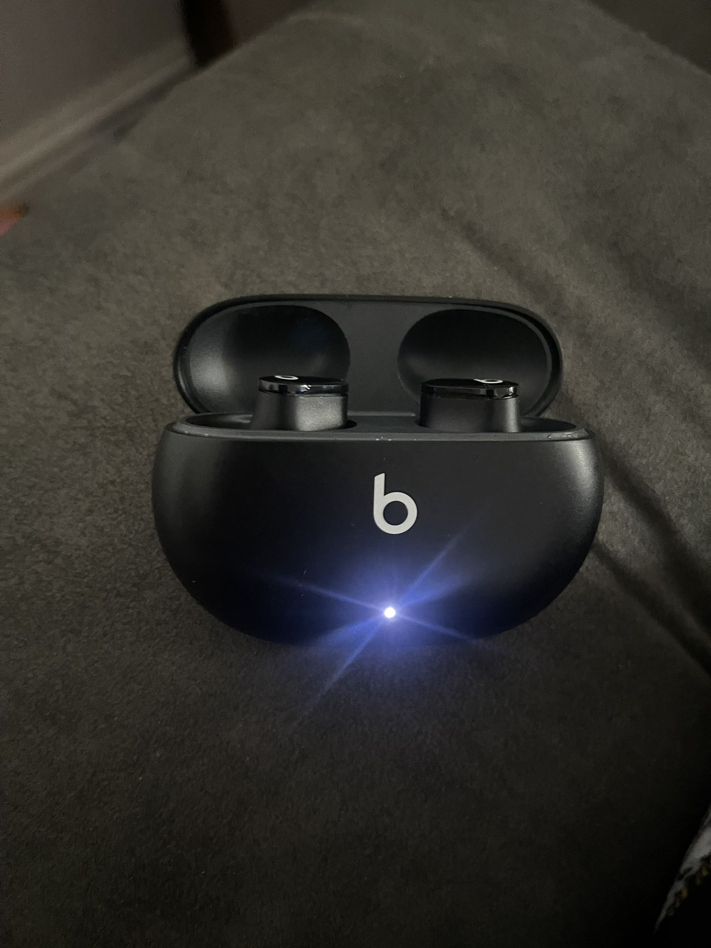 Beats Studio Buds