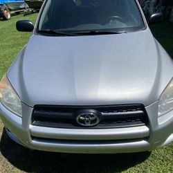 2010 Toyota Rav4 - Auto - 177,000 Miles