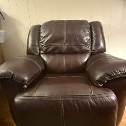 Ashley Furniture Coffee Swivel Rocker