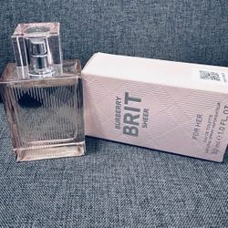 Blueberry Brit Sheer Perfume