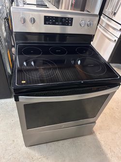 Whirlpool stainless steel stove-60 DAY WARRANTY