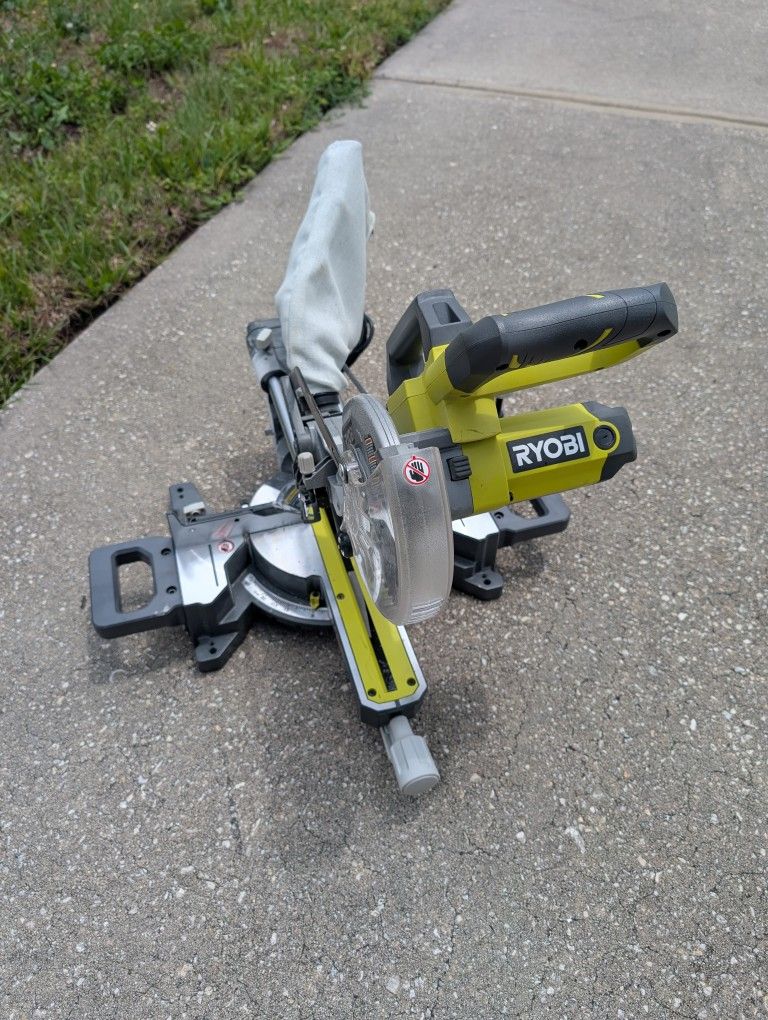RYOBI 10 Amp Electric 7 1/4" Sliding Compound Miter Saw Model# TSS702