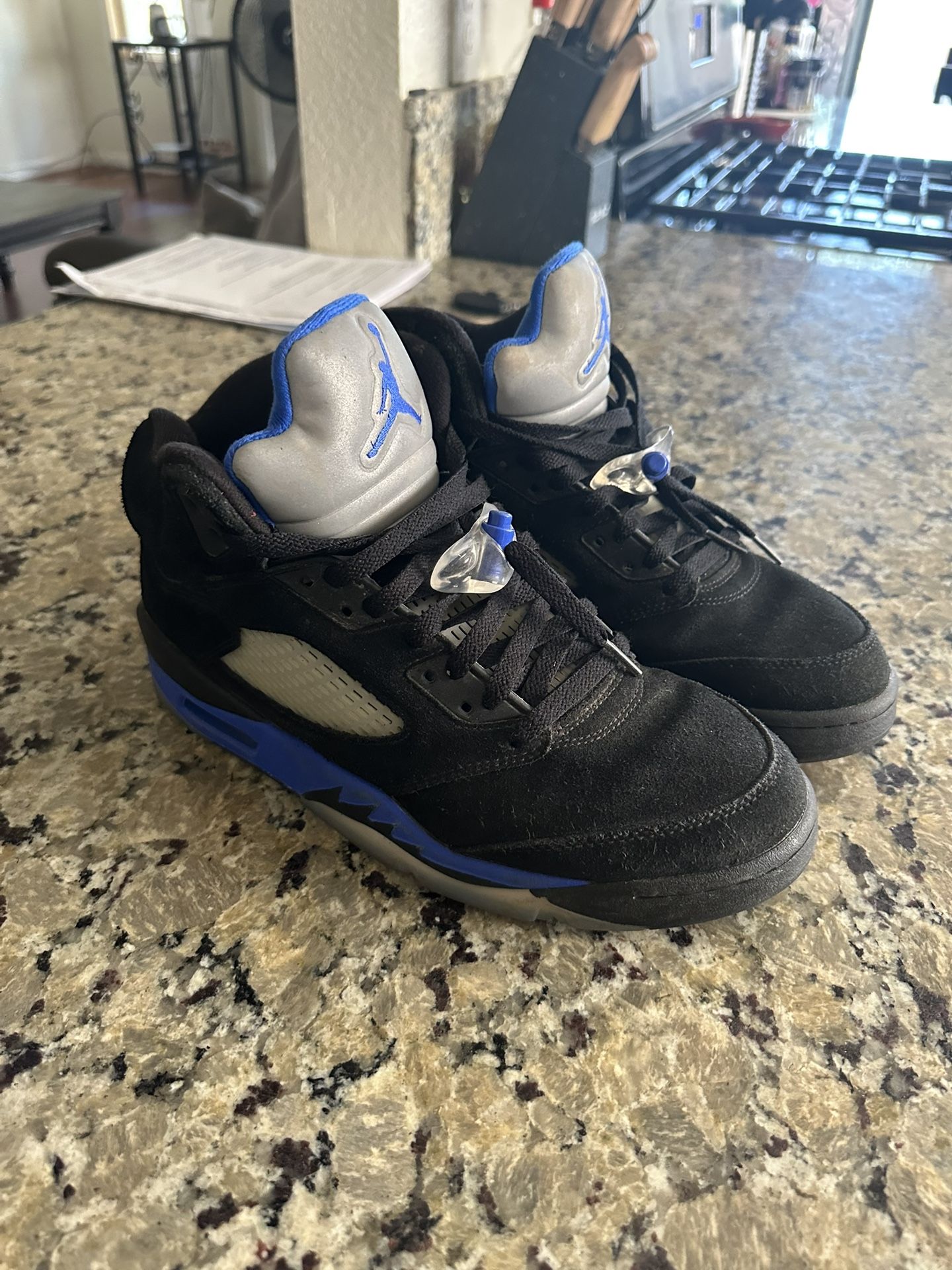JORDAN 5 RETROS