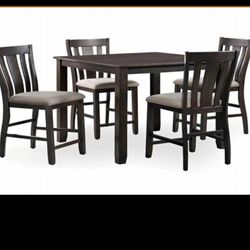 Counter Height Set