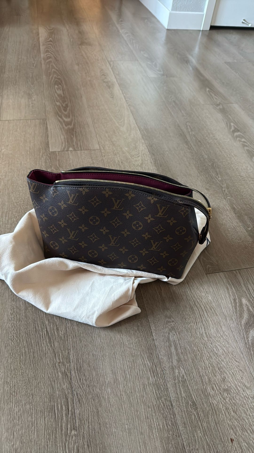 Louis Vuitton Petit Palais tote bag