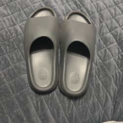 Adidas Yeezy slides granite 