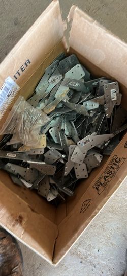 Hurricane braces