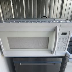 Criterion Over The Range Microwave 
